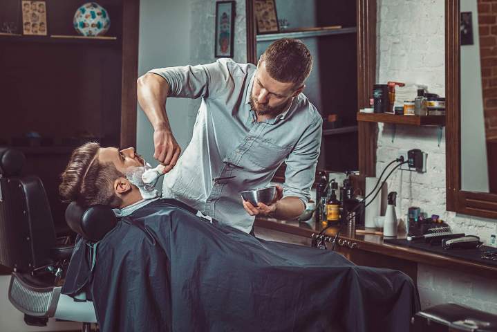 Beard trimming Bouches-du-Rhône